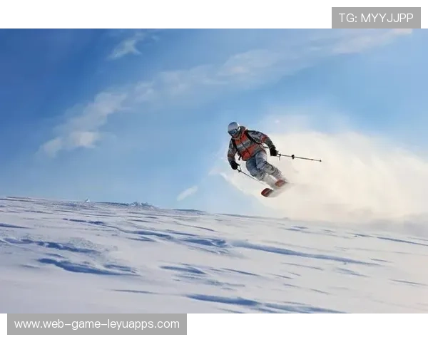 滑雪选手雪杖折断用手撑却不掉速