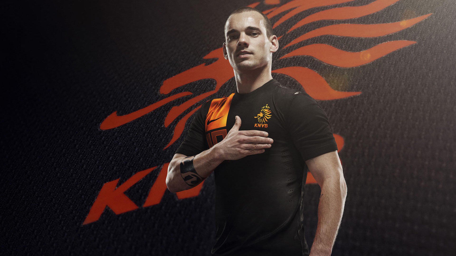 五大联赛中场球员数据表现与传球成功率解读,五大联赛中锋